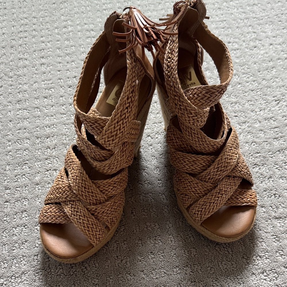 Dolce Vita Woven Tan Women’s Wedge Sandals